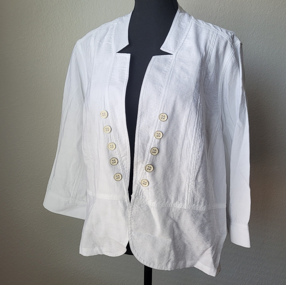 NEW MULTIPLES White PETITE Jacket